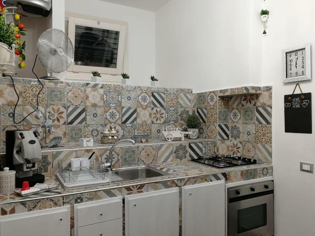 Sopra I Tetti Di Ballaro Палермо Екстериор снимка